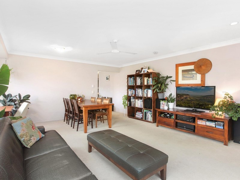 4 Periwinkle Place, Tugun QLD 4224