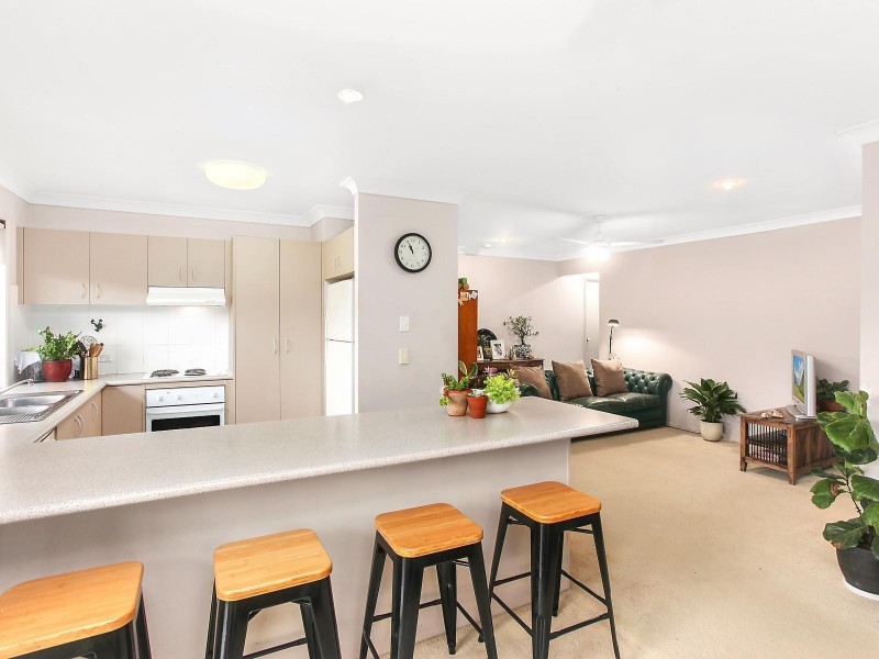 4 Periwinkle Place, Tugun QLD 4224