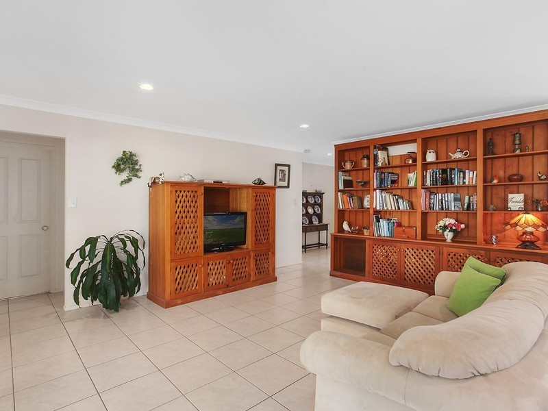 18 Tralee Drive, Banora Point NSW 2486