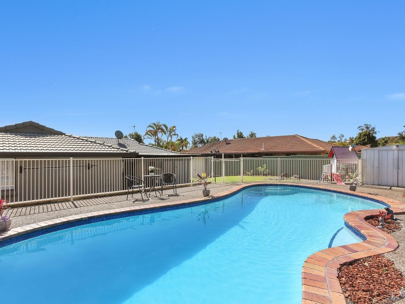 36 Ironbark Street, Elanora QLD 4221