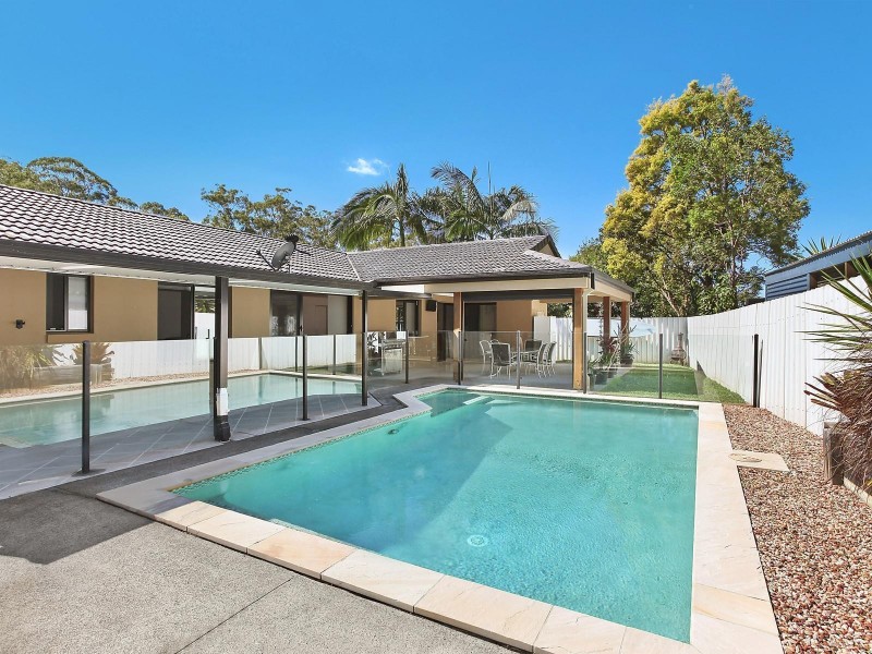10 Coote Court, Currumbin Waters QLD 4223