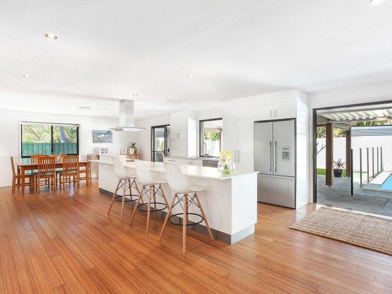 10 Coote Court, Currumbin Waters QLD 4223
