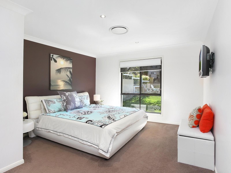 10 Coote Court, Currumbin Waters QLD 4223