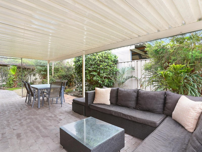 33 Mainsail Street, Currumbin Waters QLD 4223