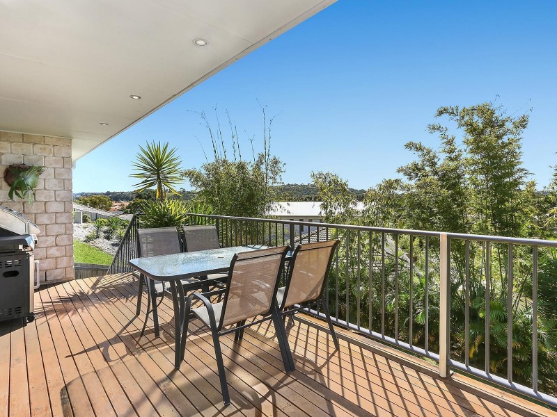 7 Liana Court, Banora Point NSW 2486