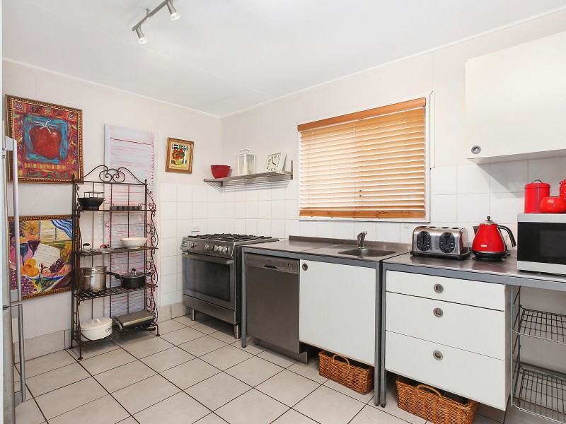 2/11 Queen Street, Fingal Head NSW 2487
