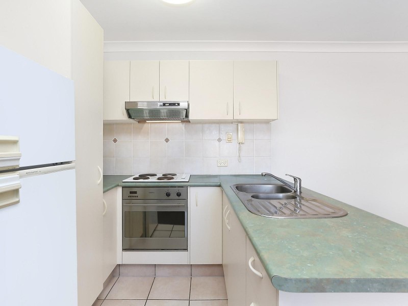 11/56 Coolangatta Road, Coolangatta QLD 4225