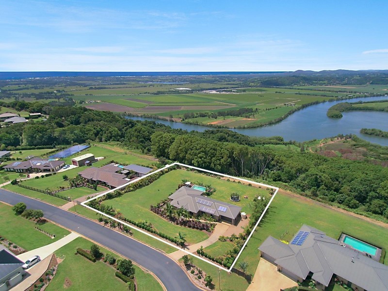 31 Sunnycrest Drive, Terranora NSW 2486