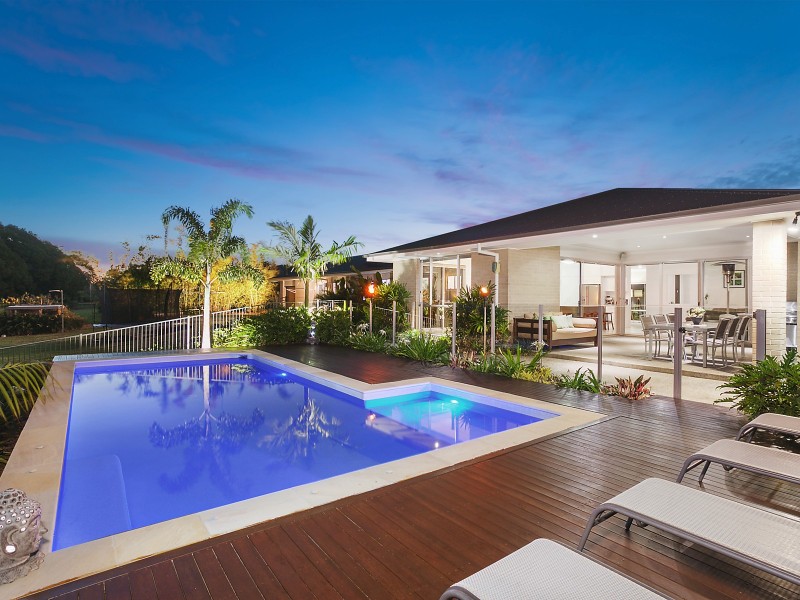 31 Sunnycrest Drive, Terranora NSW 2486