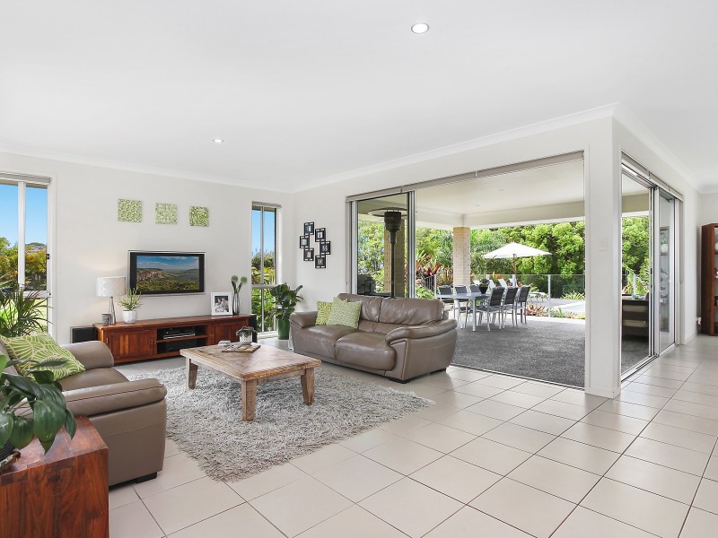 31 Sunnycrest Drive, Terranora NSW 2486