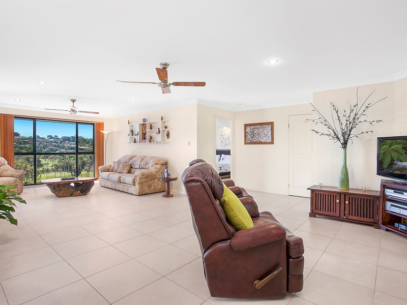 12 White Fig Court, Banora Point NSW 2486