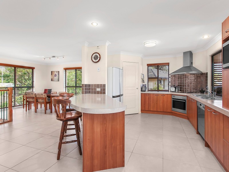 12 White Fig Court, Banora Point NSW 2486