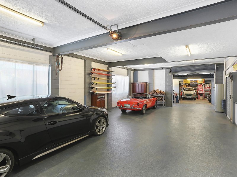 70 Lochlomond Drive, Banora Point NSW 2486