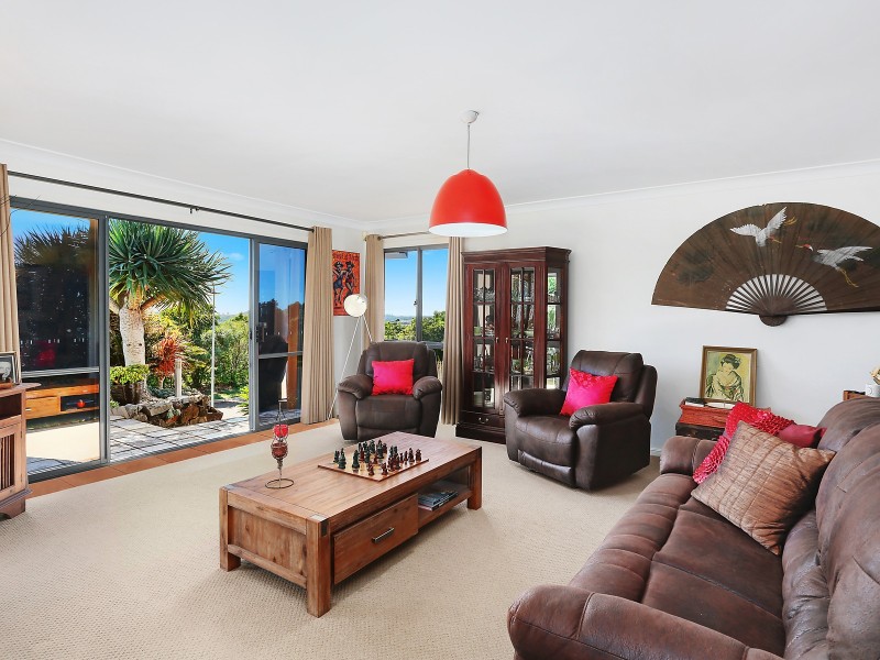 70 Lochlomond Drive, Banora Point NSW 2486