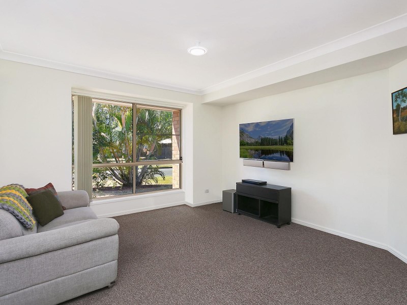11 Traminer Court, Tweed Heads South NSW 2486