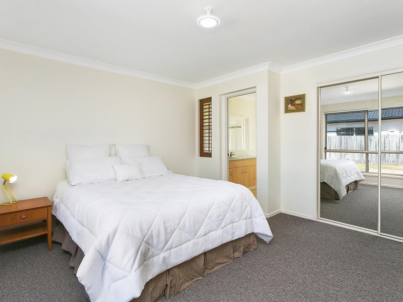 11 Traminer Court, Tweed Heads South NSW 2486