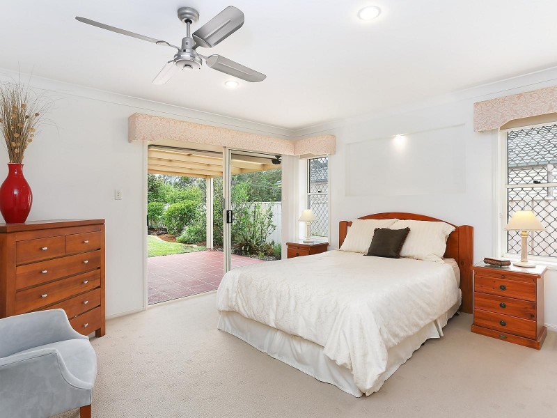 72 Riversdale Boulevard, Banora Point NSW 2486