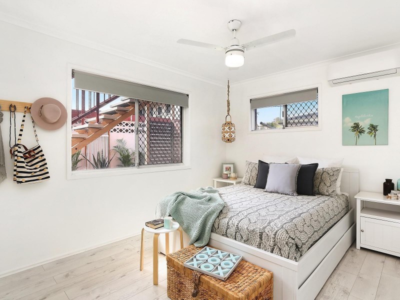 2/4 Panorama Drive, Currumbin QLD 4223