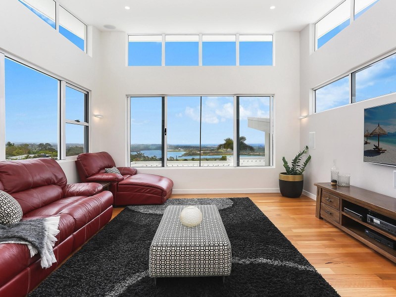 36 Sunnycrest Drive, Terranora NSW 2486