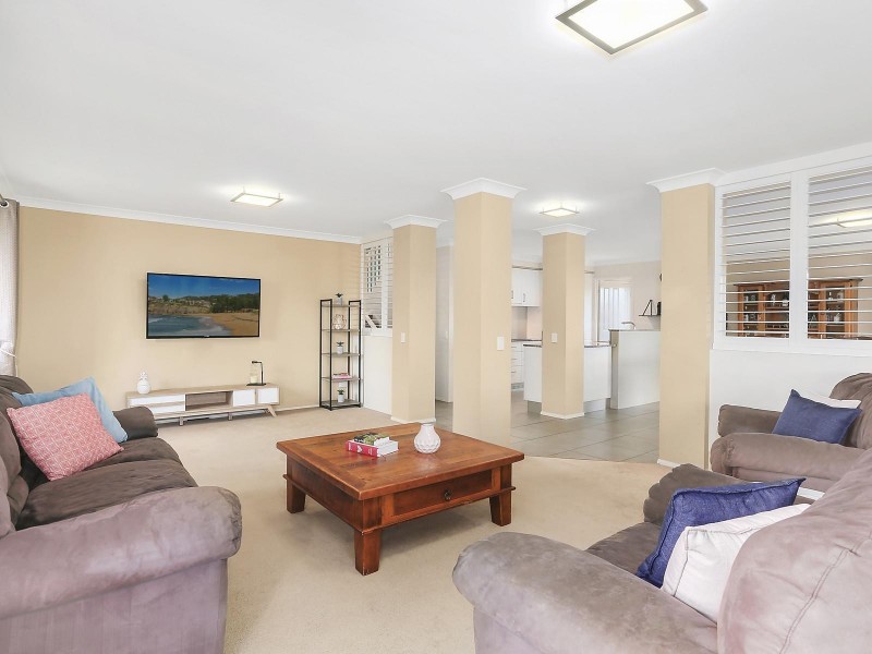 4 Lake Tahoe Drive, Bilambil Heights NSW 2486