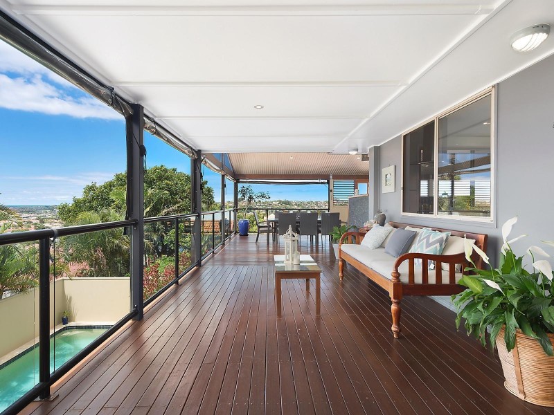 22 Oakland Parade, Banora Point NSW 2486