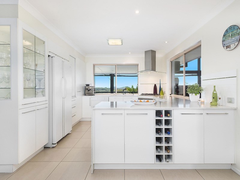 22 Oakland Parade, Banora Point NSW 2486