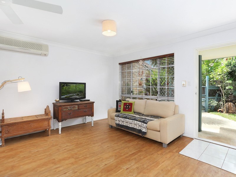 2/85 Lochlomond Drive, Banora Point NSW 2486