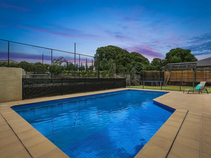 19 Sunnycrest Drive, Terranora NSW 2486