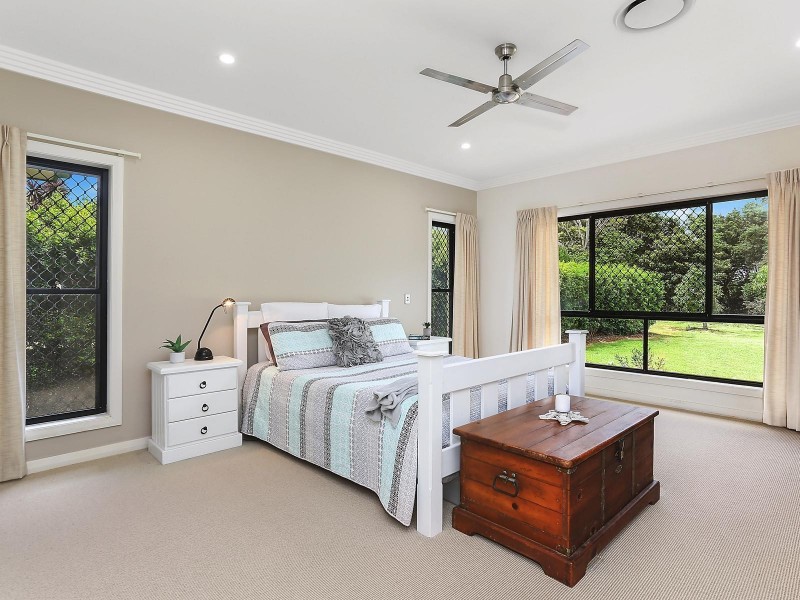 19 Sunnycrest Drive, Terranora NSW 2486