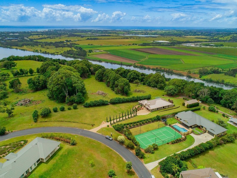 19 Sunnycrest Drive, Terranora NSW 2486