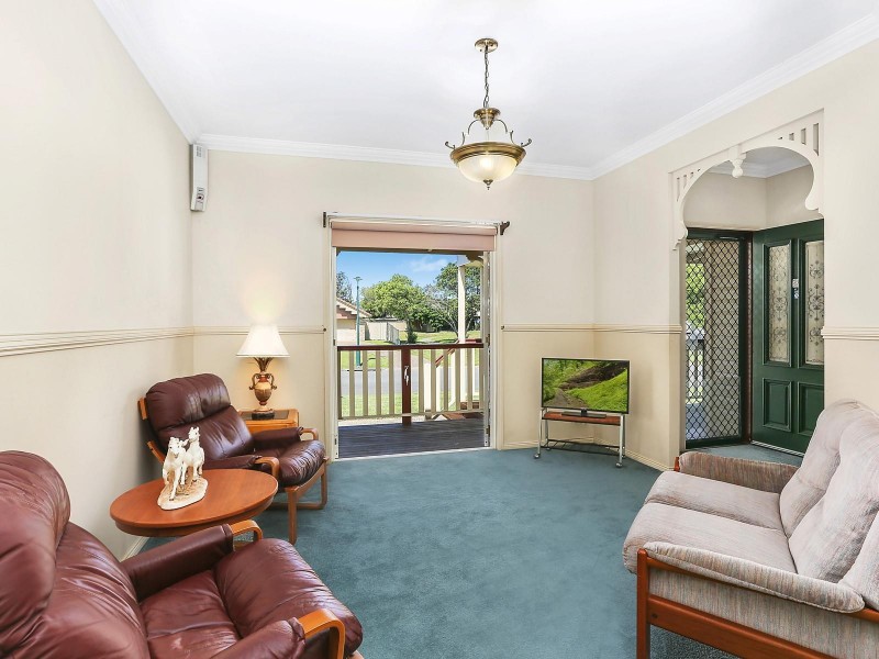 86 Avondale Drive, Banora Point NSW 2486