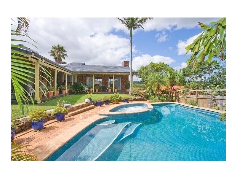 12 Coolabah Court, Banora Point NSW 2486