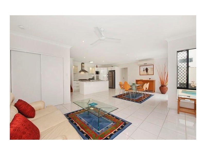 6 Westwood Street, Banora Point NSW 2486