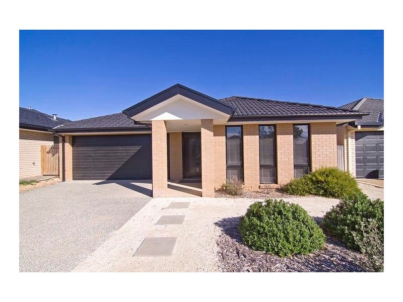 5 Wallaman Street, Harrison ACT 2914