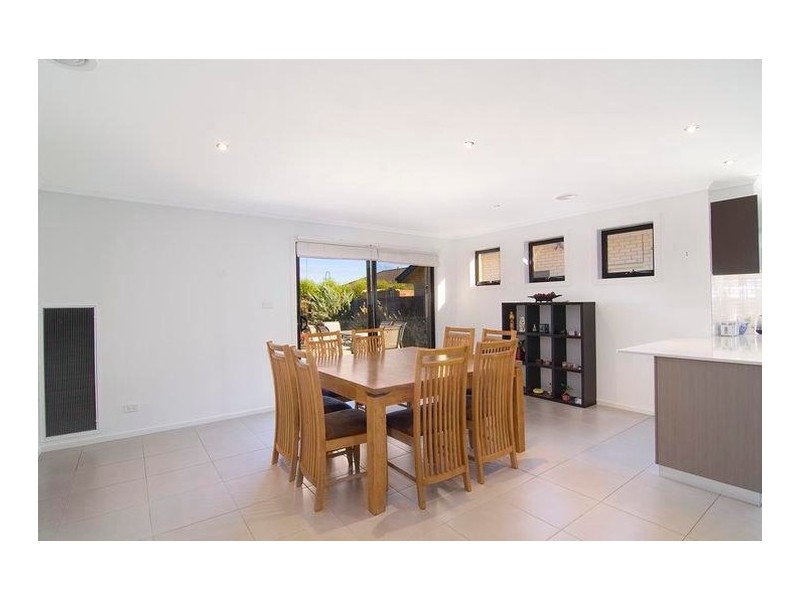 5 Wallaman Street, Harrison ACT 2914