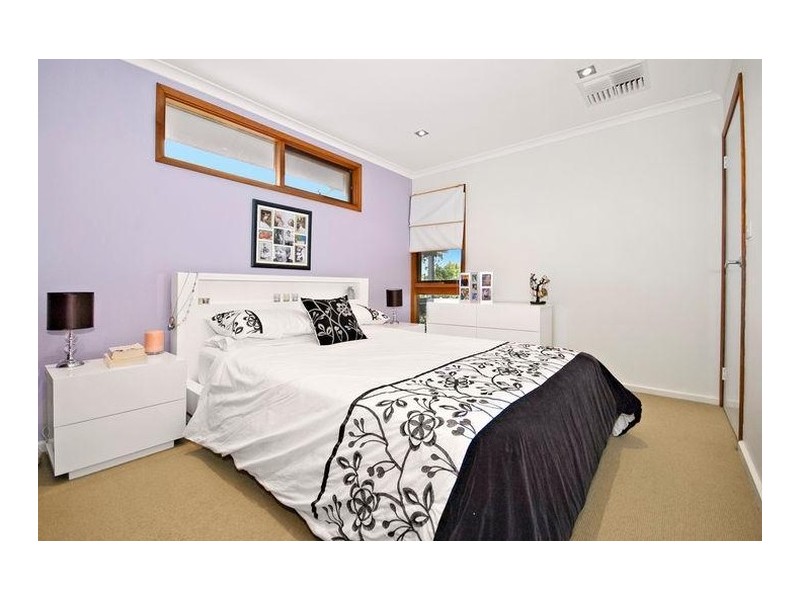 30 Hawkesbury Crescent, Farrer ACT 2607