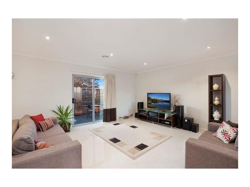 1 Neil Harris Crescent, Forde ACT 2914