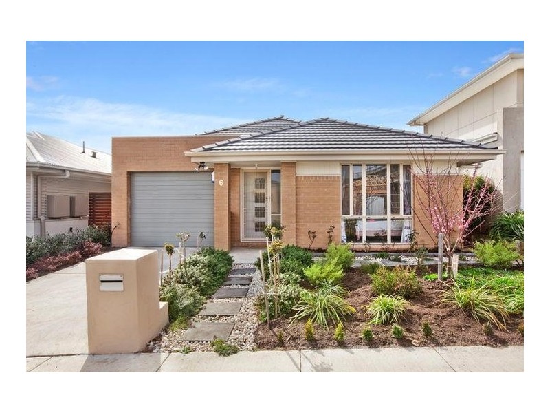 6 Cleggett Street, Forde ACT 2914