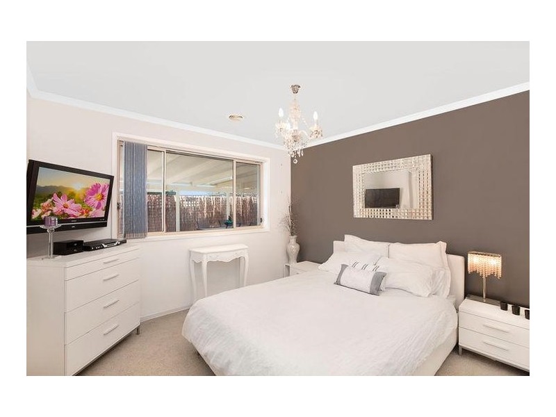 38 Jonsson Court, Dunlop ACT 2615