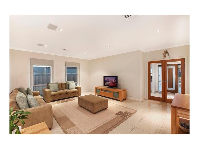 6 Howmans Street, Harrison ACT 2914