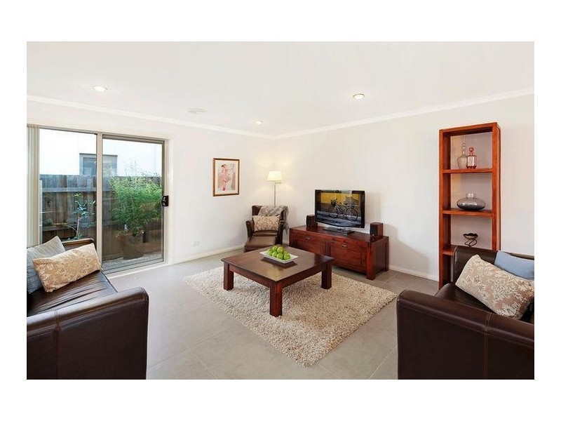 59 Amy Ackman Street, Forde ACT 2914