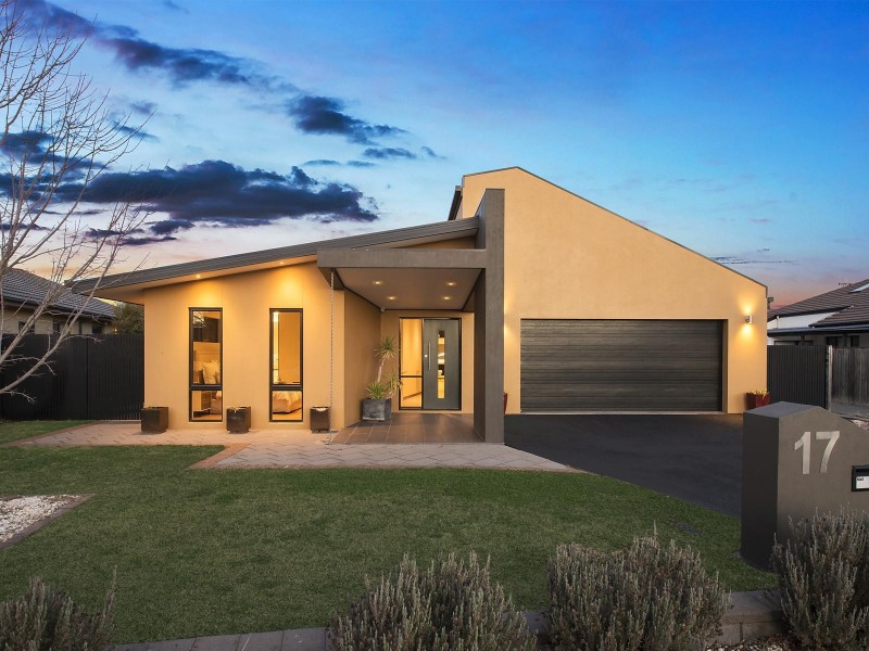 17 Howmans Street, Harrison ACT 2914