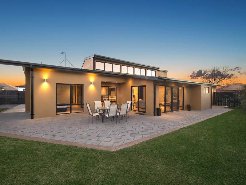 17 Howmans Street, Harrison ACT 2914