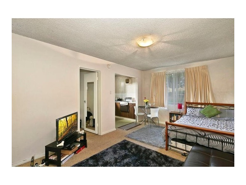 1/27 Coxen Street, Hughes ACT 2605