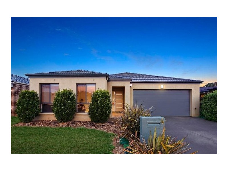 4 Osprey Street, Harrison ACT 2914
