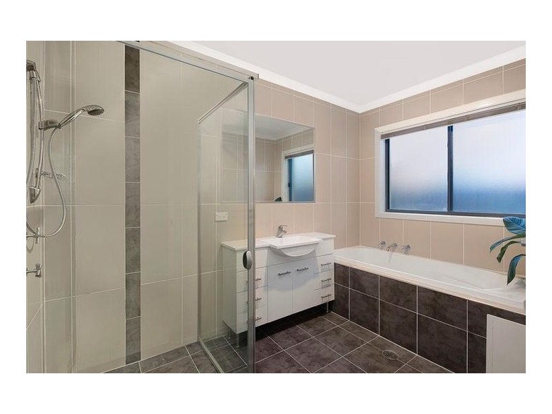 4 Osprey Street, Harrison ACT 2914