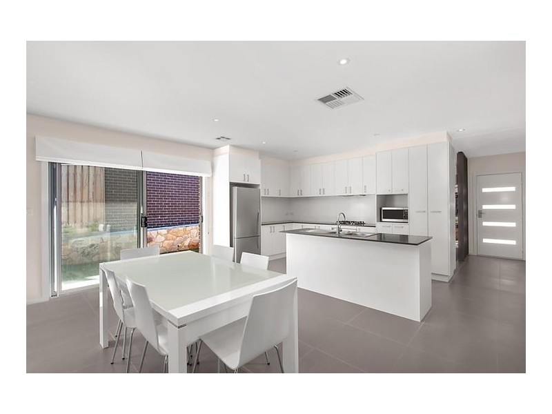 15 Swinney Street, Casey ACT 2913