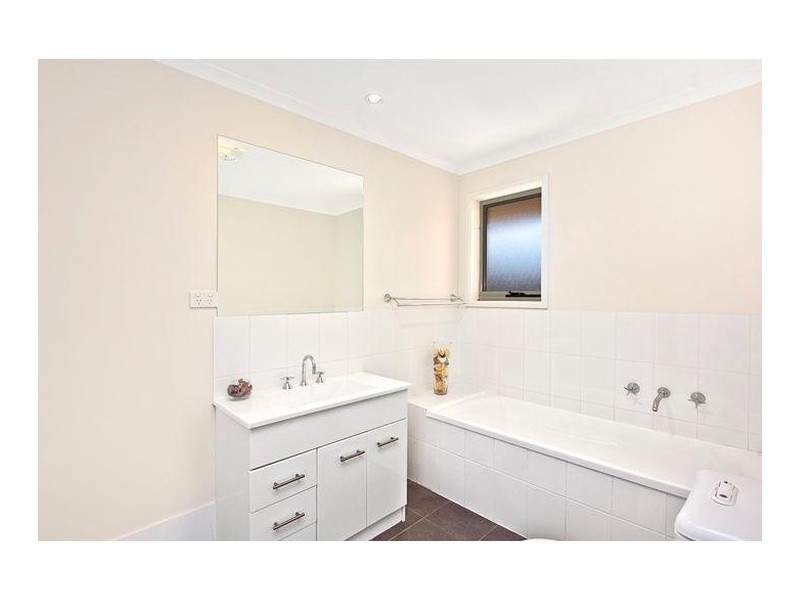 9 Lafferty Place, Macgregor ACT 2615