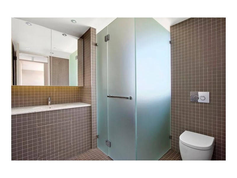 30/21 Eastlake Parade, Kingston ACT 2604