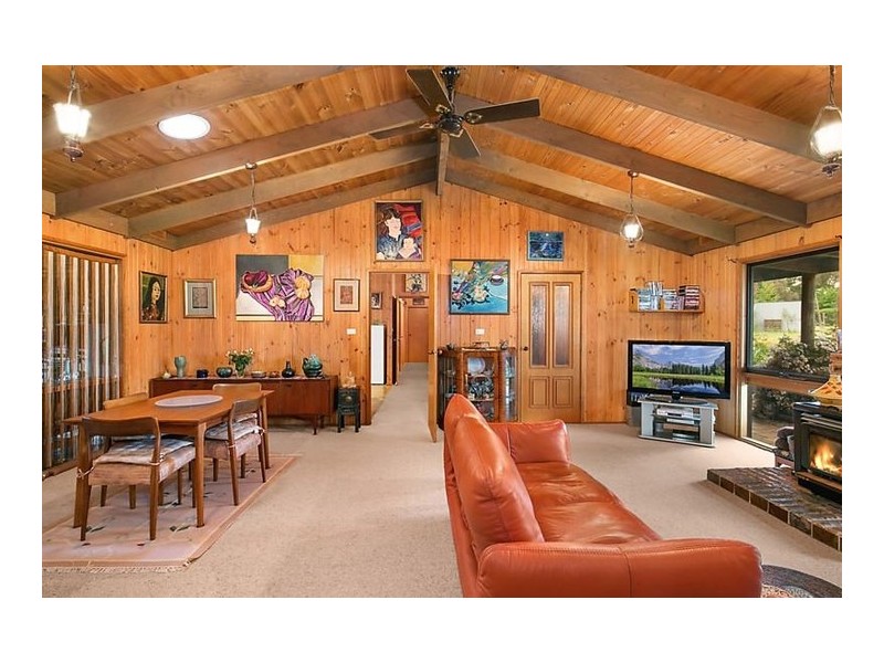 16 Woodleigh Drive, Murrumbateman NSW 2582